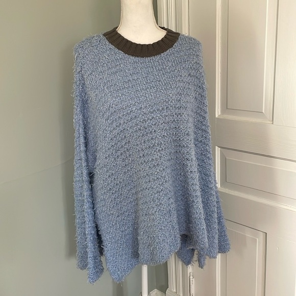 Free People Bell Sleeve Open Knit Blue Gray Sweater Long Oversize size Small - Picture 1 of 6